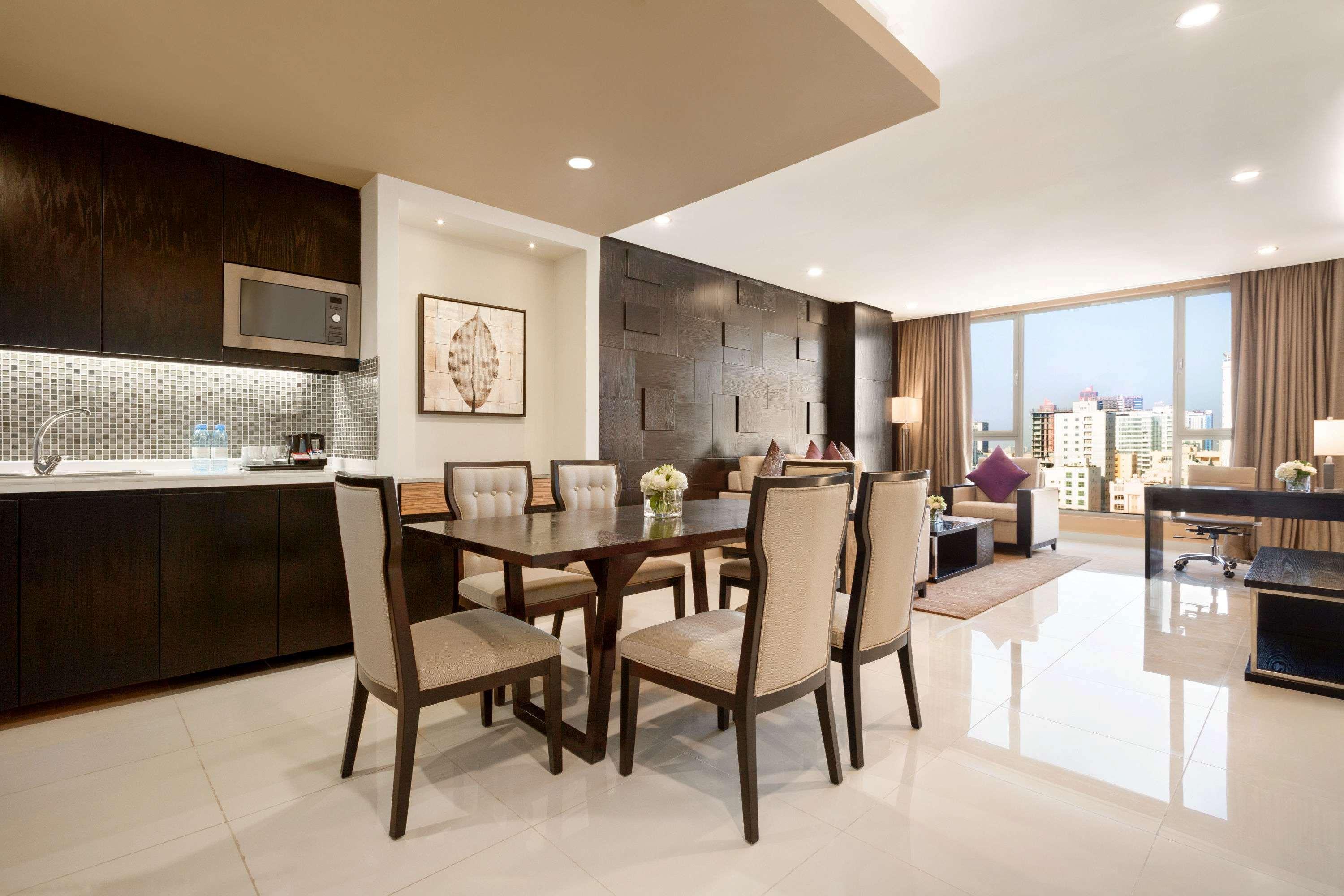 Wyndham Garden Manama Exterior foto