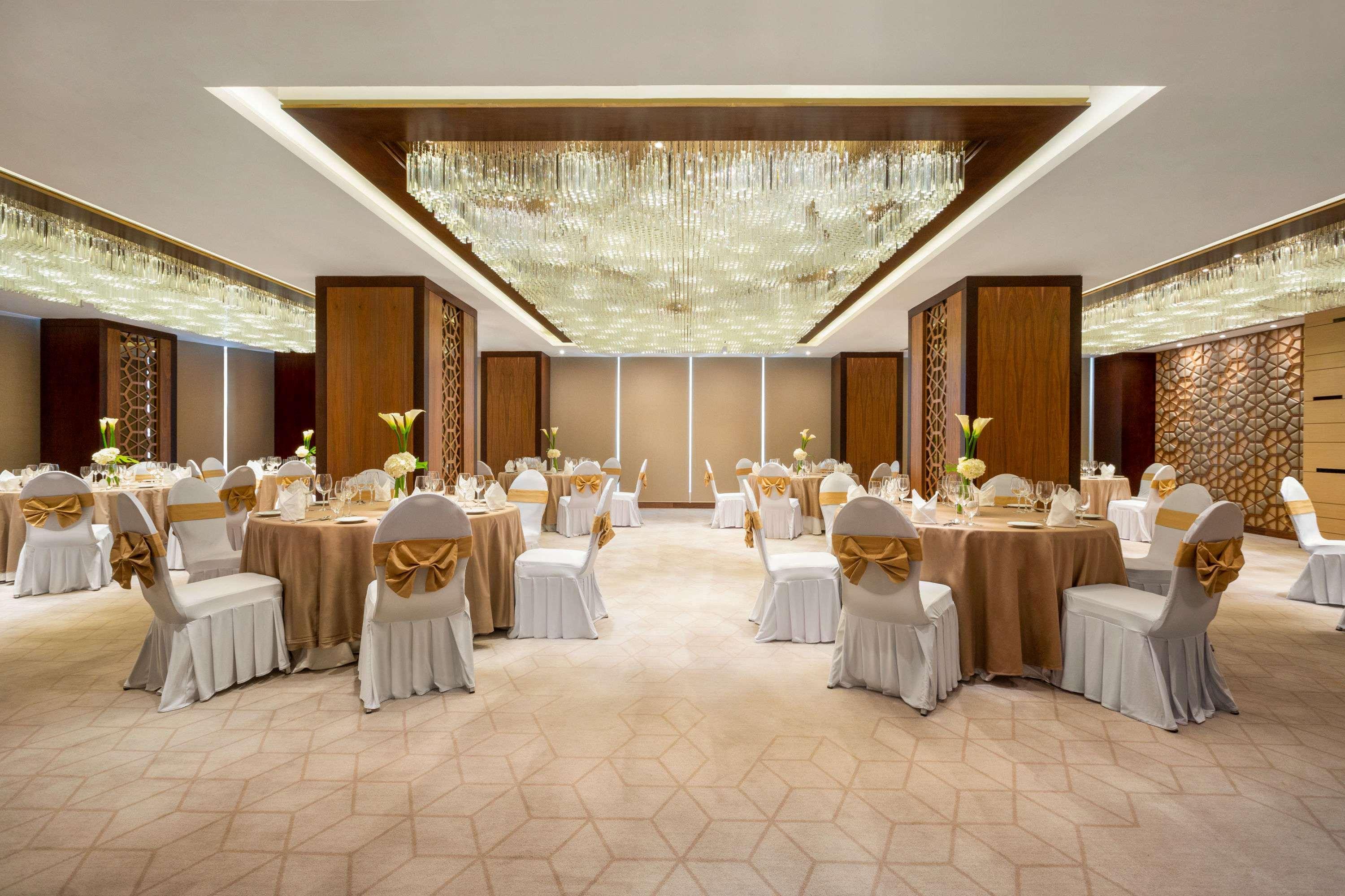 Wyndham Garden Manama Exterior foto