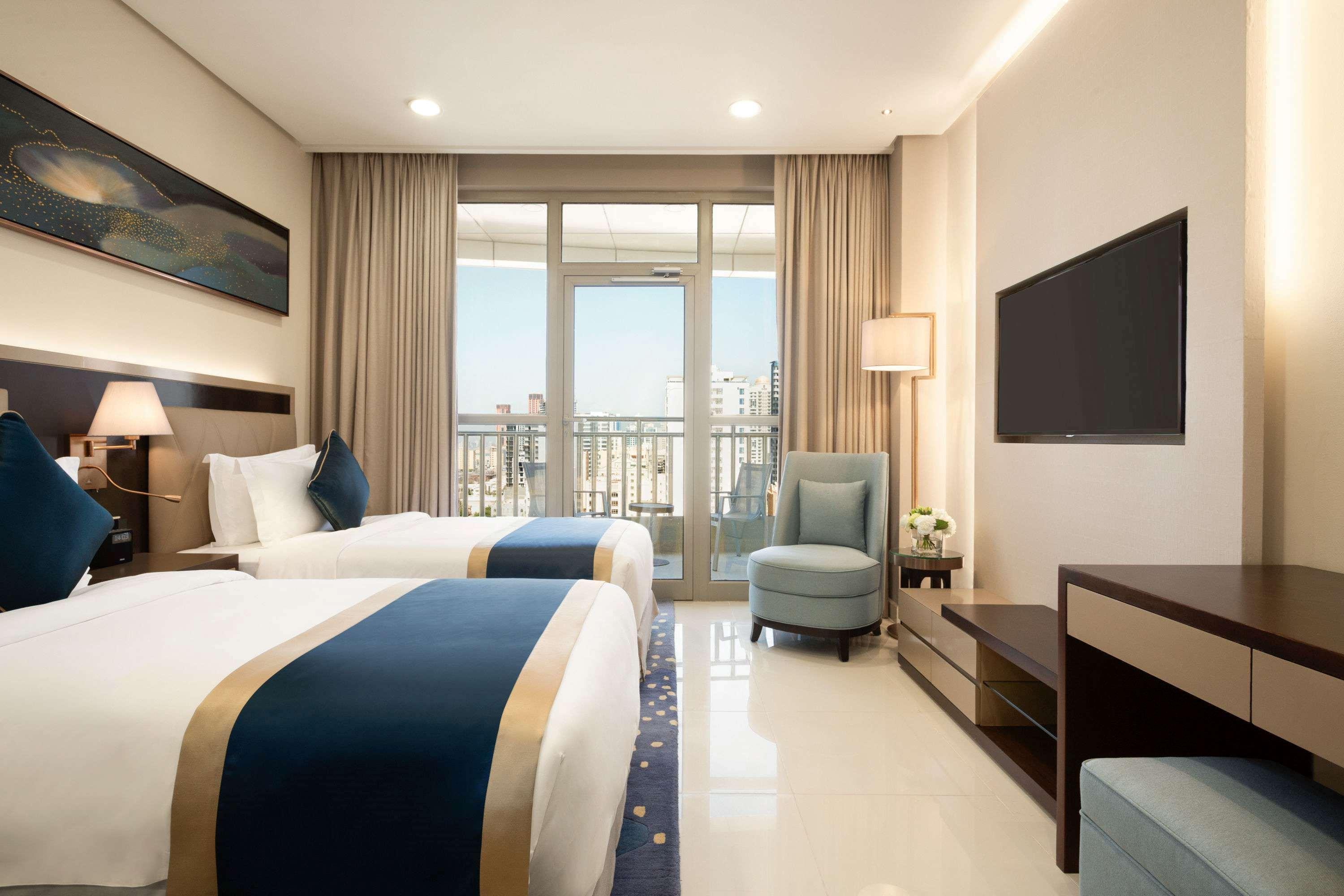 Wyndham Garden Manama Exterior foto