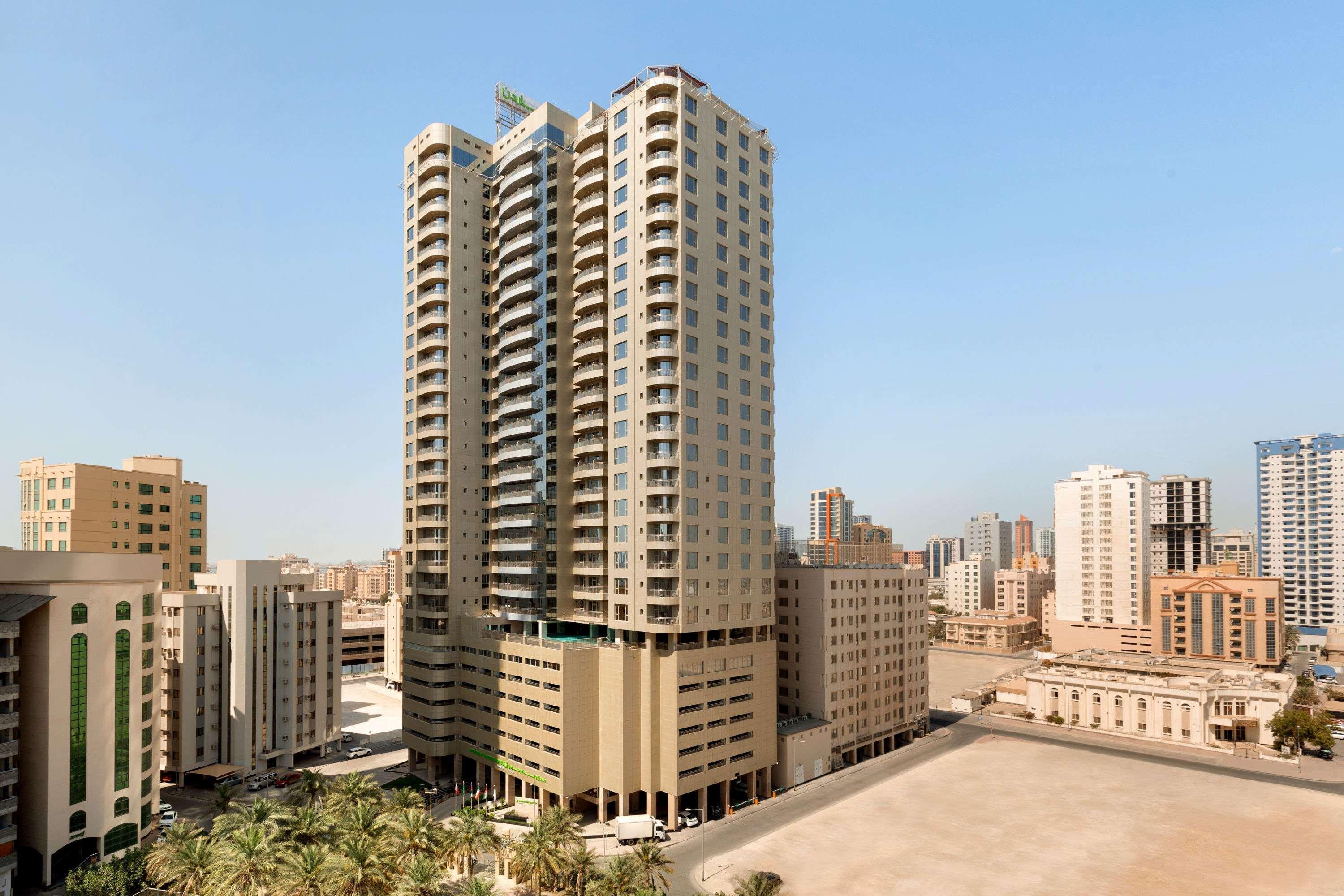 Wyndham Garden Manama Exterior foto