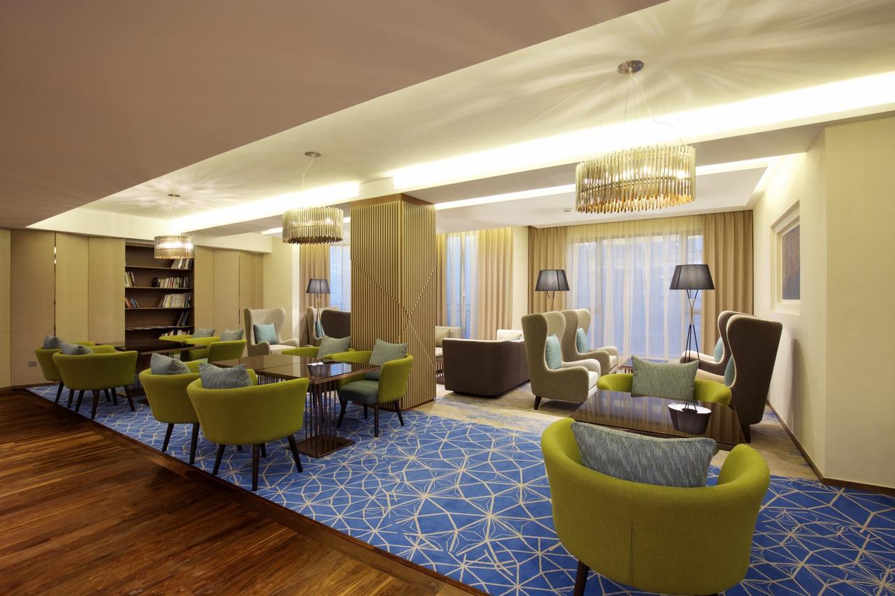 Wyndham Garden Manama Exterior foto